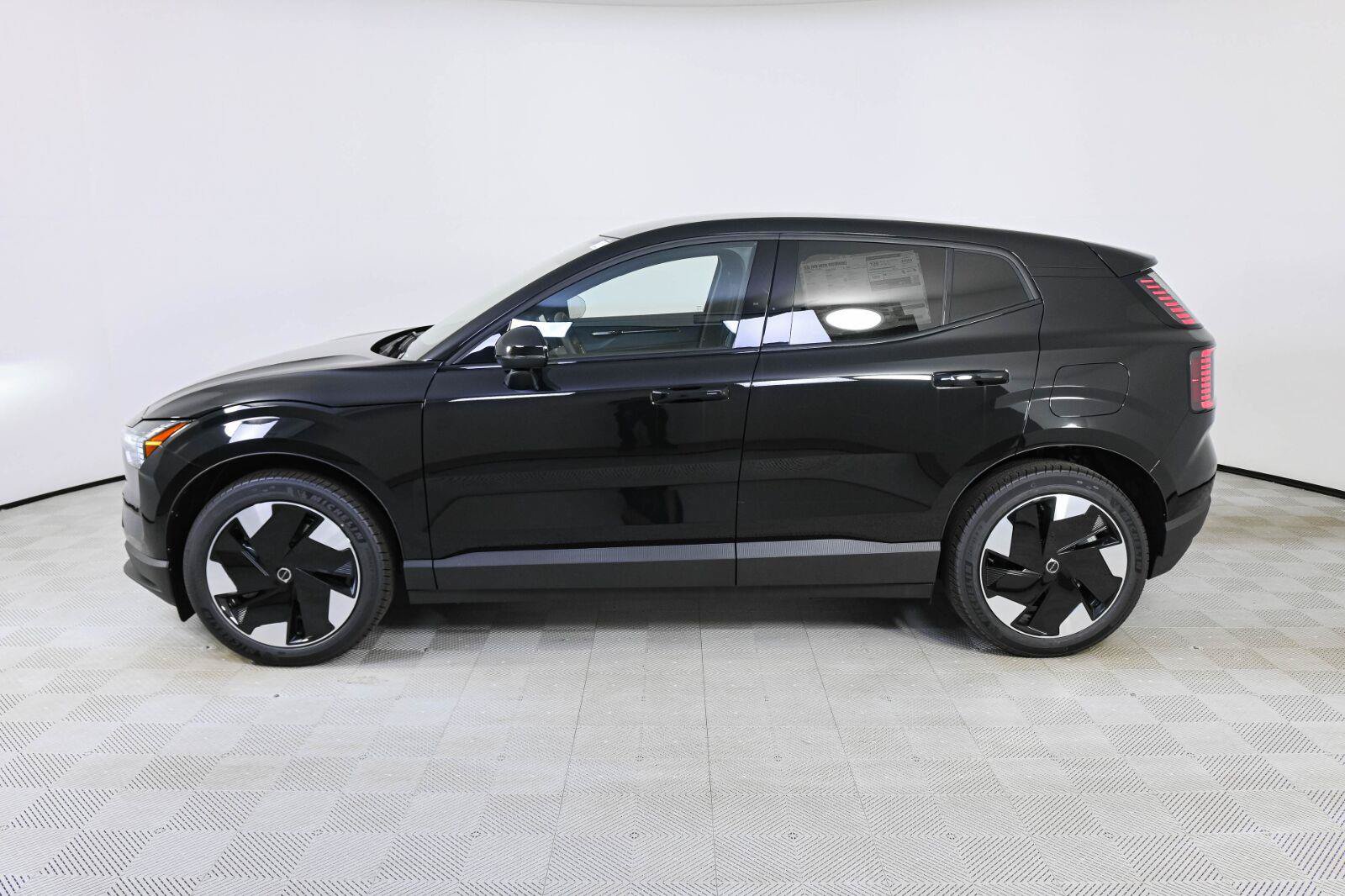 New 2026 Volvo EX30 Plus w/ Protection Package Premier AWD/4WD image 2
