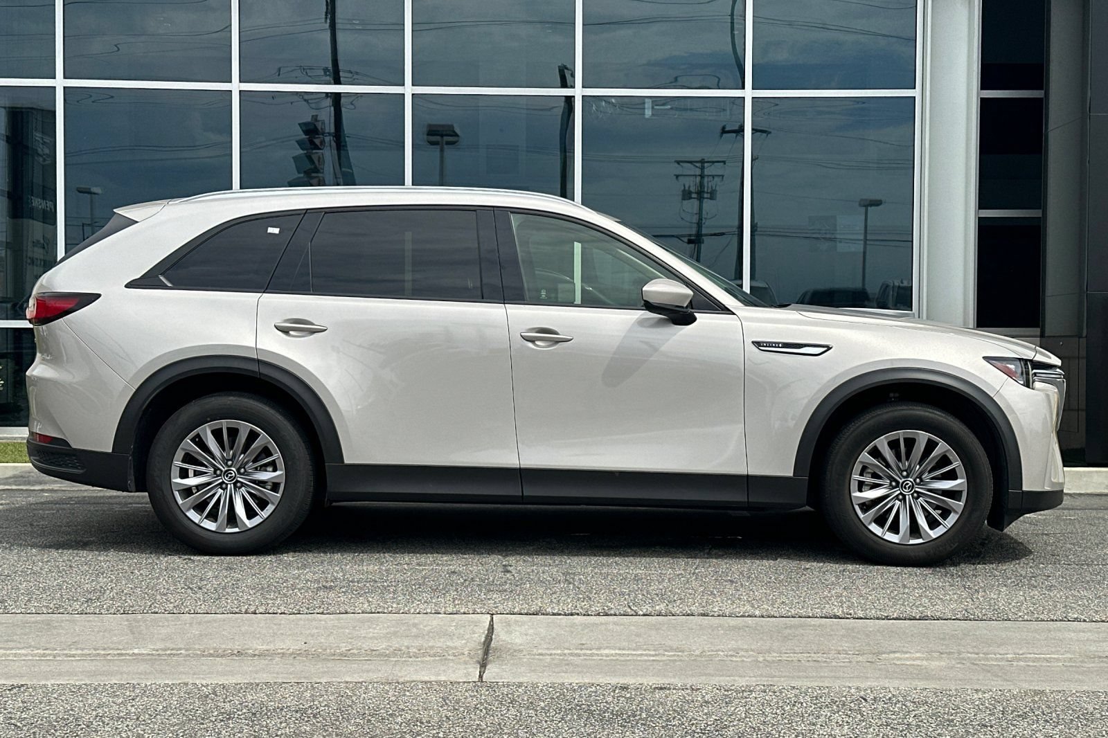 Used 2025 MAZDA CX-90 3.3 Turbo w/ Preferred Package AWD/4WD image 3
