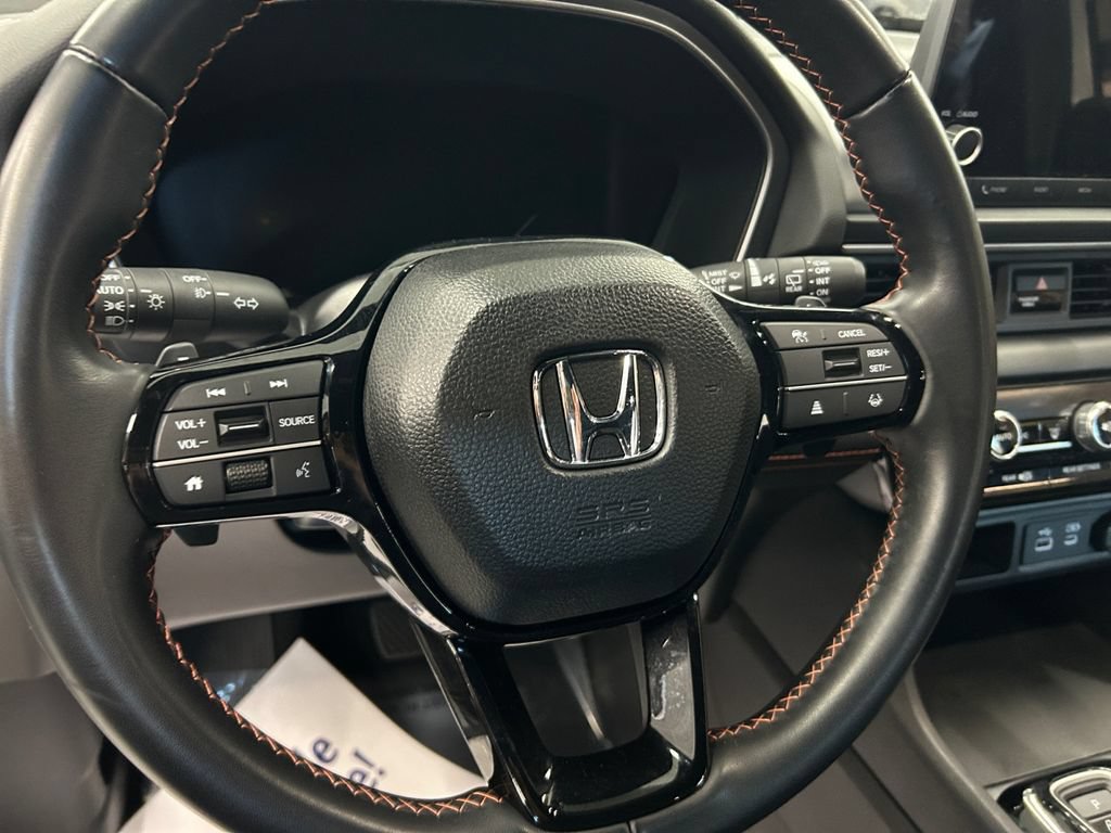 Certified 2023 Honda Pilot Sport image 30