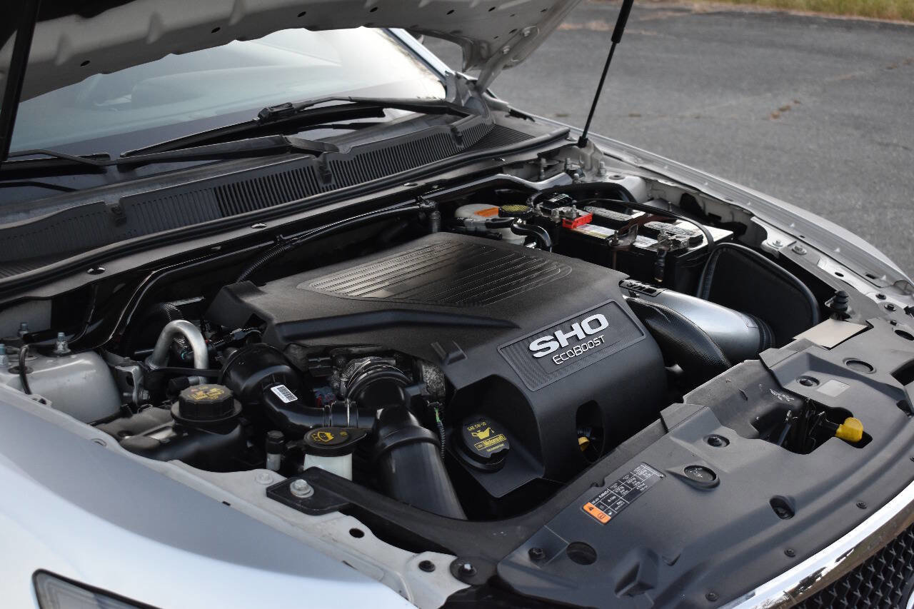 Used 2013 Ford Taurus SHO image 34