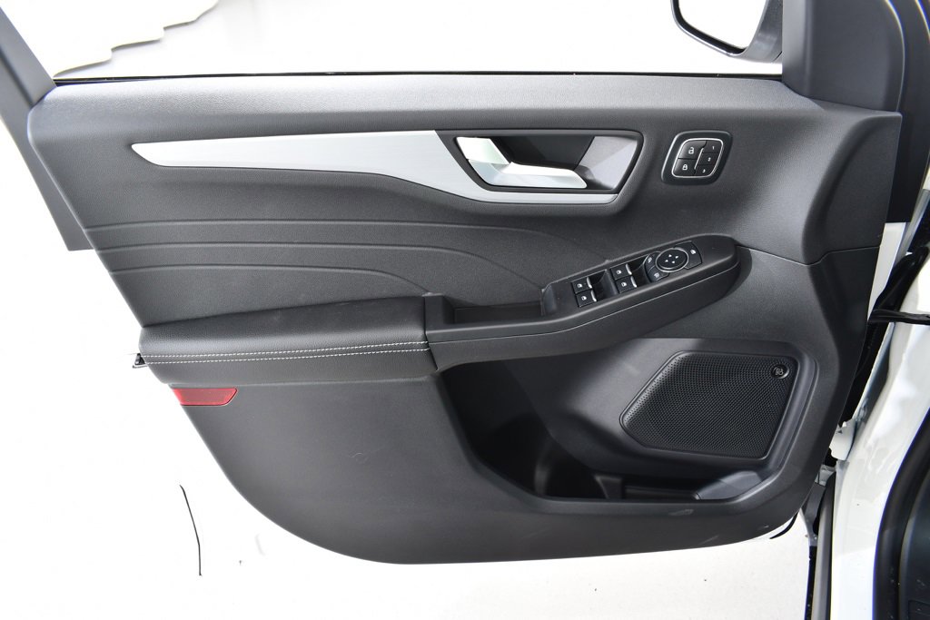 New 2026 Ford Escape SE w/ PHEV Premium Package image 25