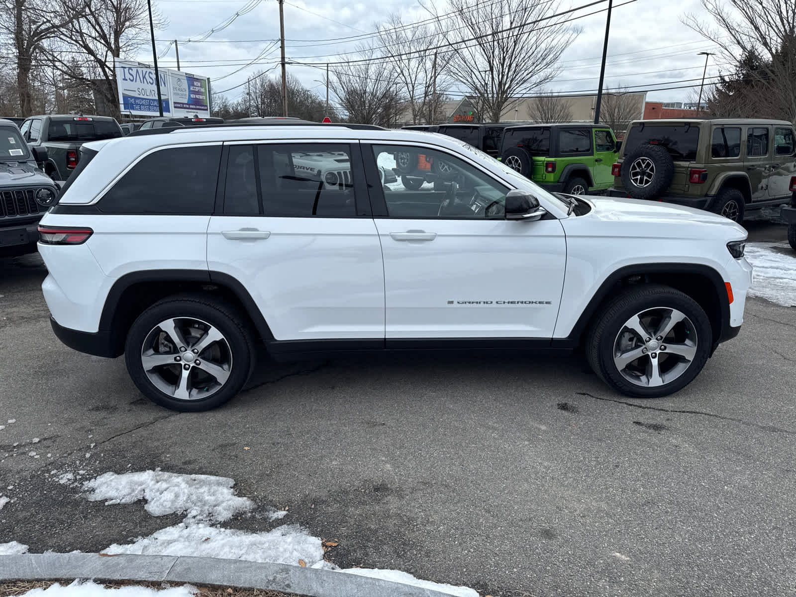 Used 2023 Jeep Grand Cherokee 4WD 4xe w/ Luxury Tech Group II image 7