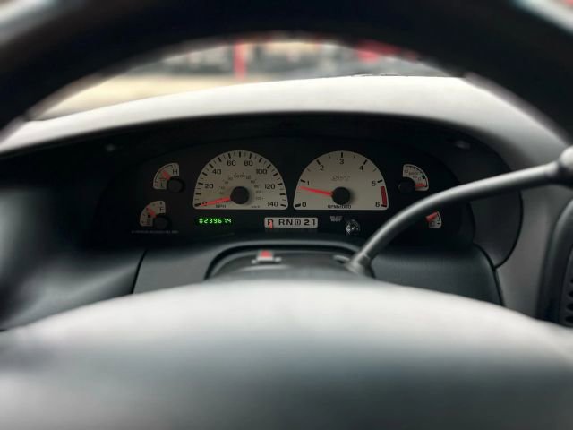 Used 2001 Ford F150 Lightning image 37