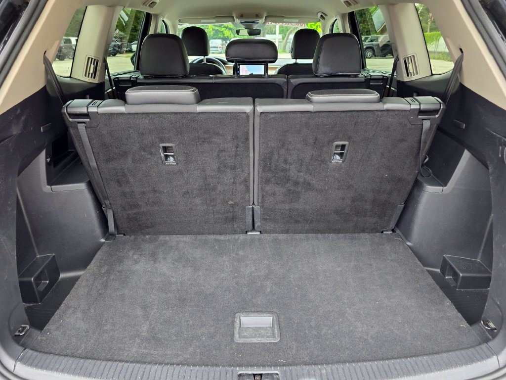 Used 2025 Volkswagen Atlas SE FWD image 39