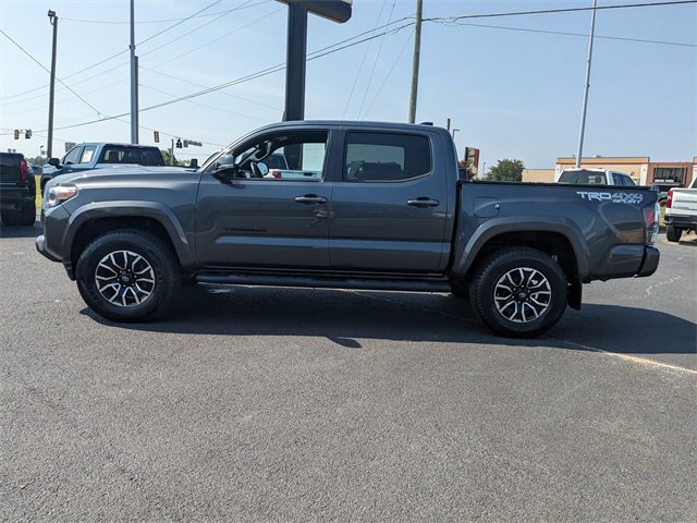 Used 2021 Toyota Tacoma TRD Sport w/ Blackout Package (TMS) image 7