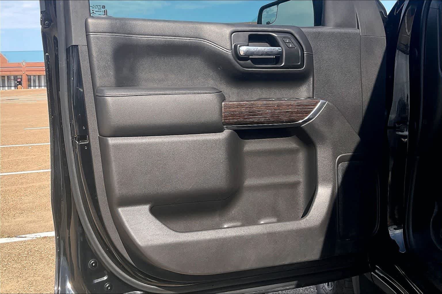 Used 2019 GMC Sierra 1500 SLE w/ SLE Value Package AWD/4WD image 26