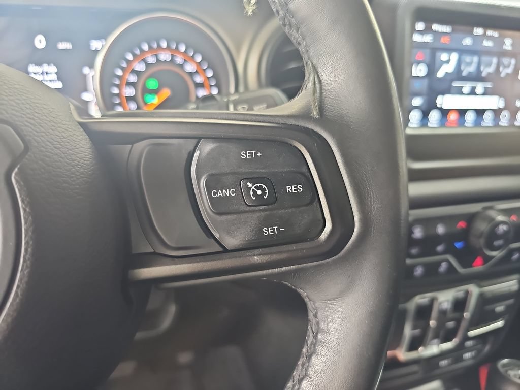 Used 2018 Jeep Wrangler Unlimited Sport S AWD/4WD image 22
