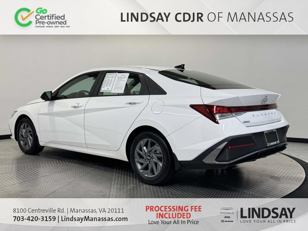 Used 2024 Hyundai Elantra SEL FWD image 6