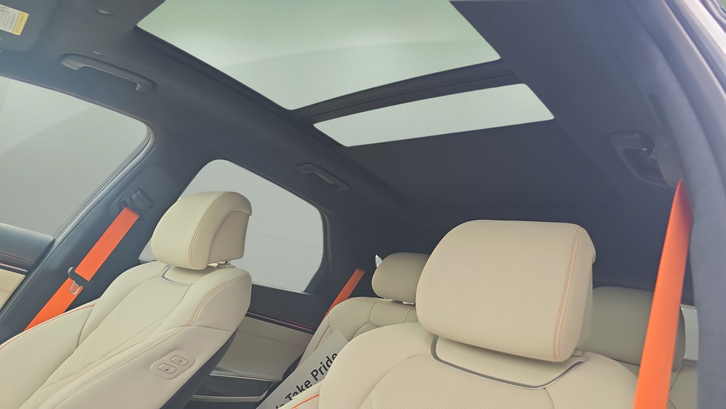 New 2026 Genesis GV70 3.5T Sport Prestige AWD/4WD image 15