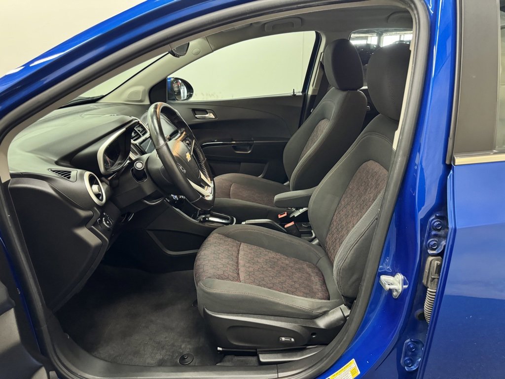 Used 2017 Chevrolet Sonic LT w/ Convenience Package image 13