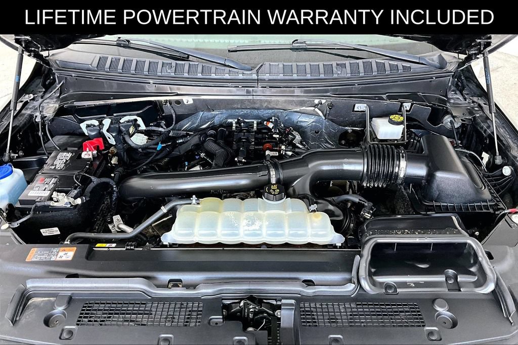Used 2024 Ford Expedition XLT AWD/4WD image 11