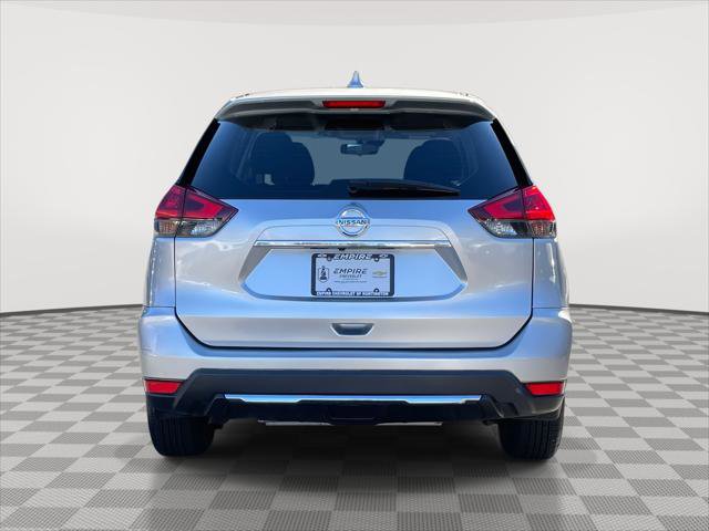 Used 2020 Nissan Rogue S image 5