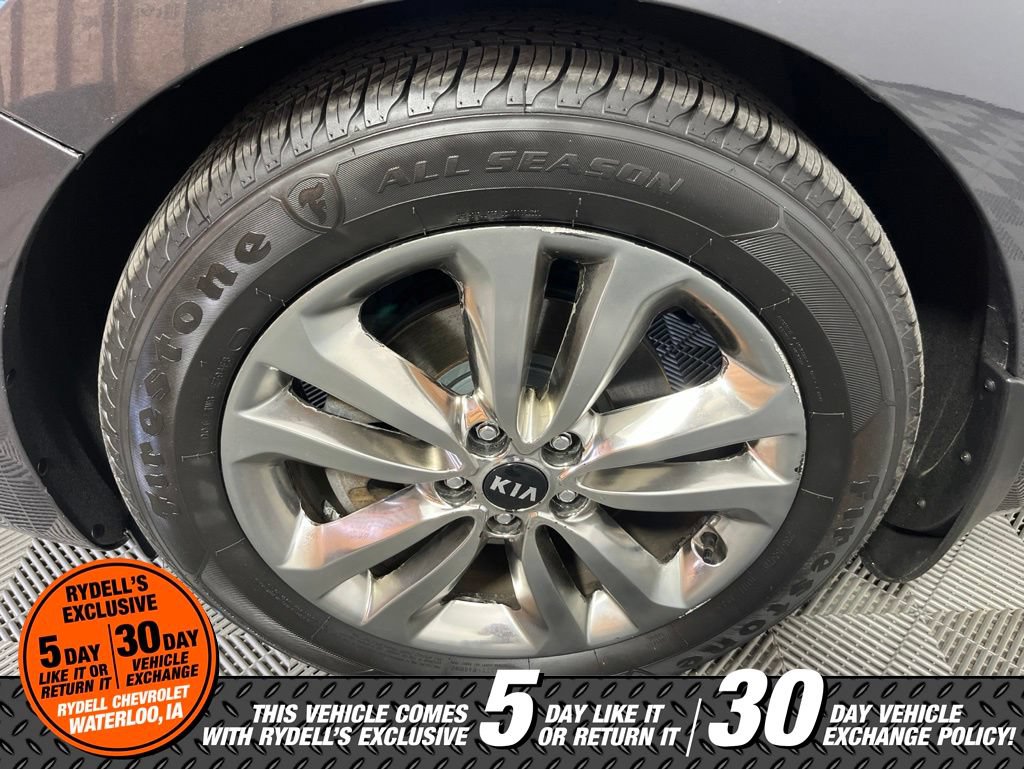Used 2015 Kia Sedona SX Limited FWD image 13