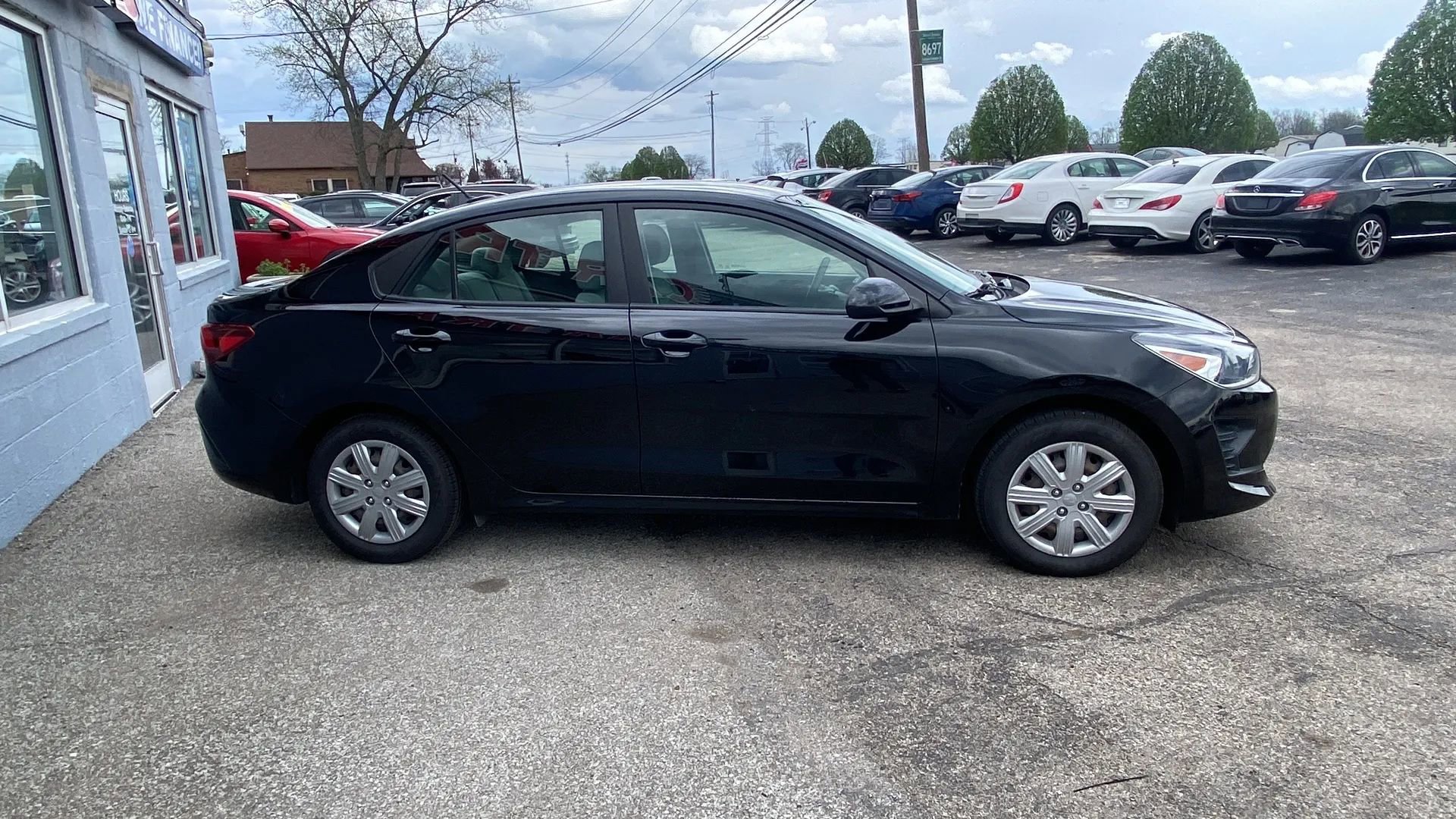 Used 2022 Kia Rio S image 4