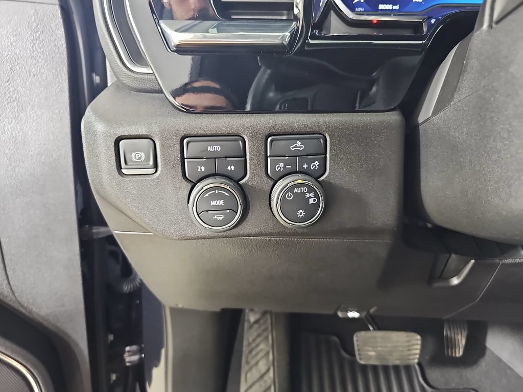 Certified 2024 Chevrolet Silverado 1500 LT AWD/4WD image 31
