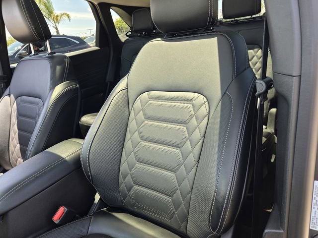 Used 2024 Ford Escape SE w/ PHEV Premium Package FWD image 17