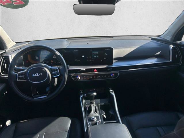 Used 2024 Kia Sorento S w/ Panoramic Sunroof Package FWD image 10