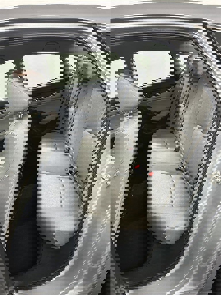 Used 2019 Honda Accord LX image 25