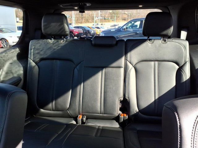 New 2026 Jeep Grand Wagoneer Summit image 11