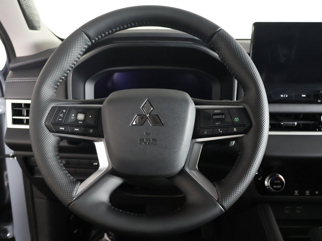 New 2026 Mitsubishi Outlander SE FWD image 36