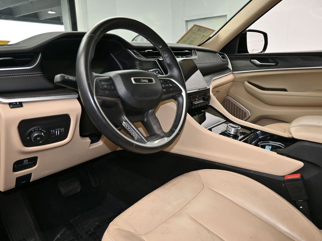 Used 2021 Jeep Grand Cherokee L Limited image 14