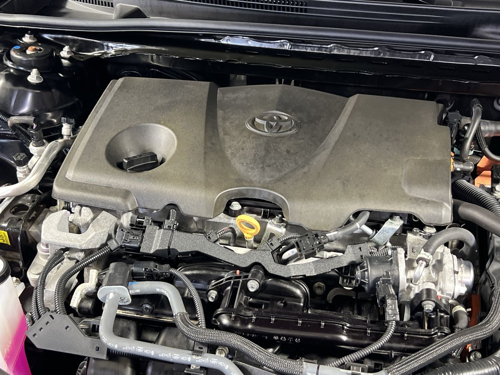 Used 2025 Toyota Camry SE FWD image 30