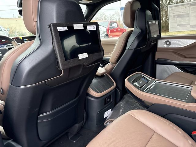 New 2026 Lincoln Navigator Black Label image 17
