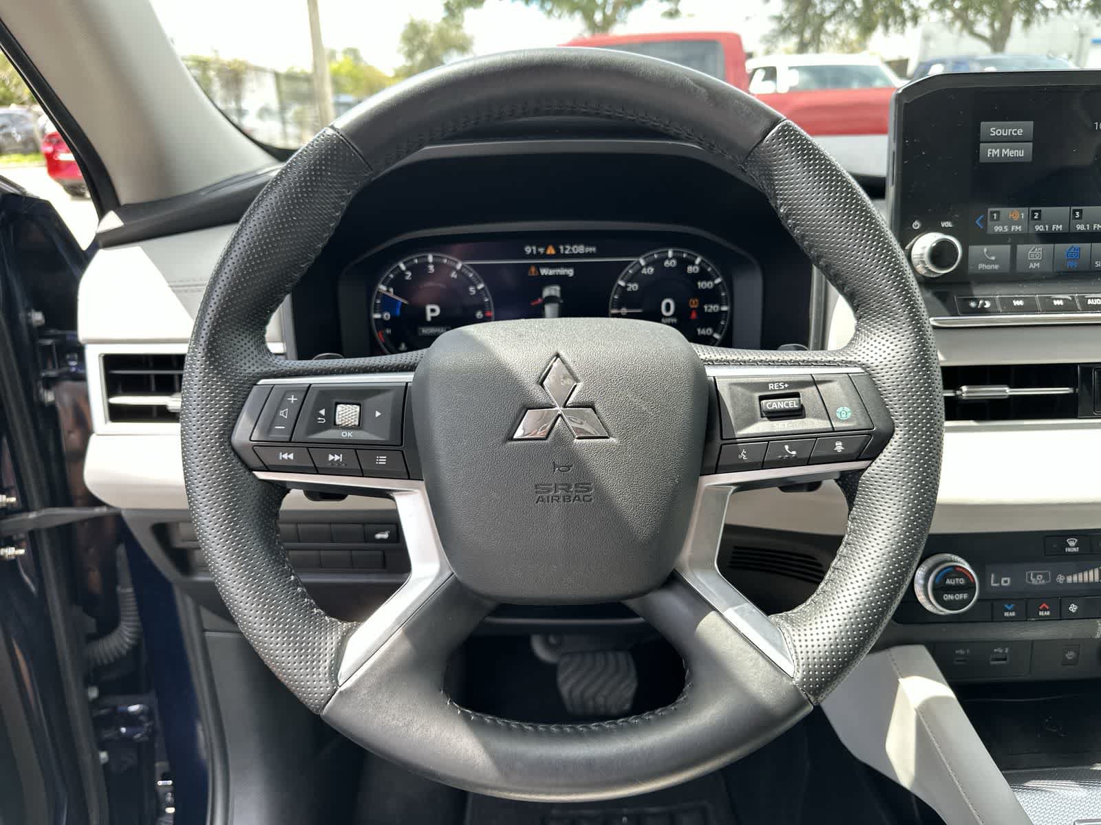 Used 2024 Mitsubishi Outlander SEL FWD image 20