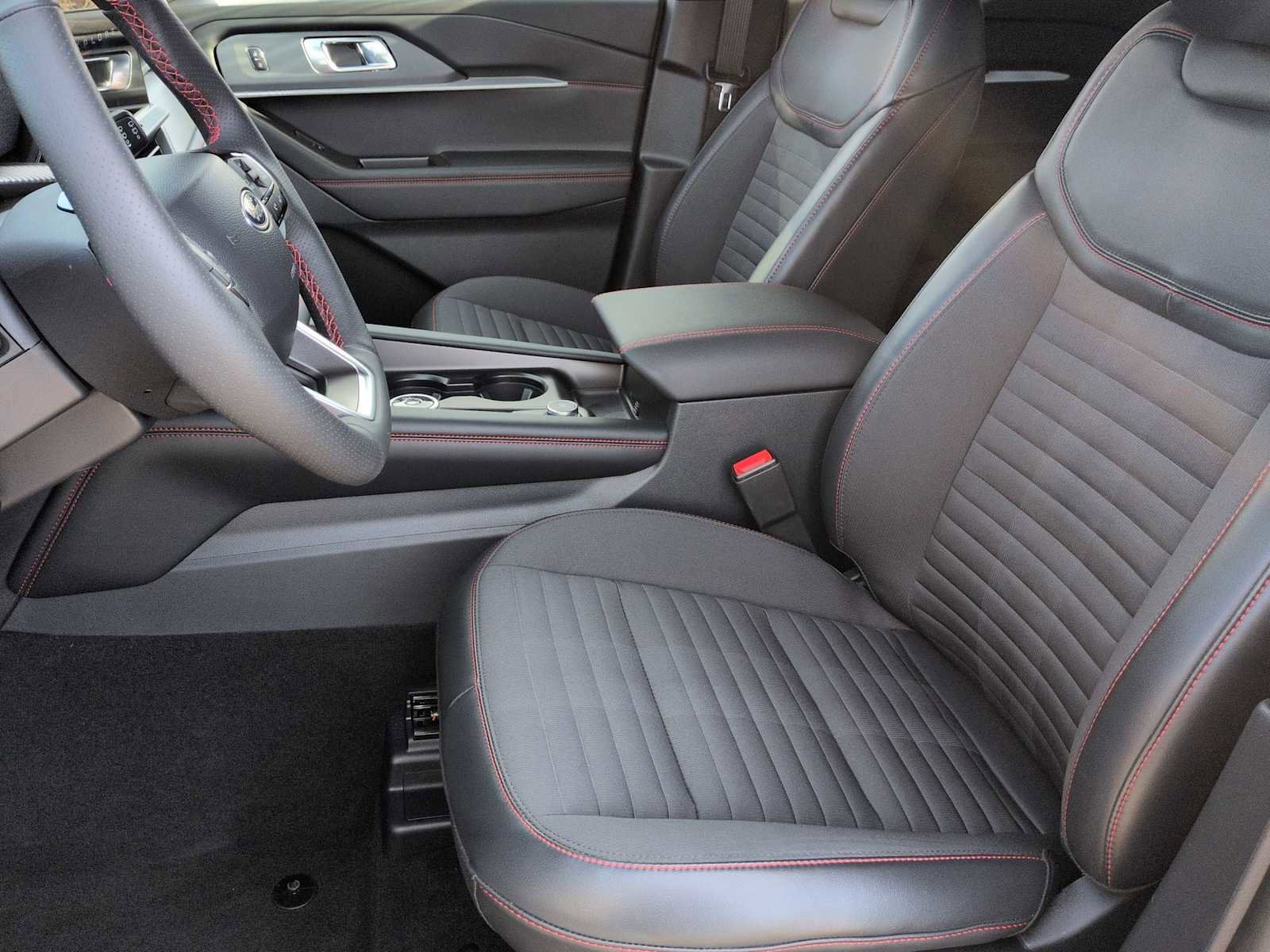 Used 2026 Ford Explorer ST-Line image 16