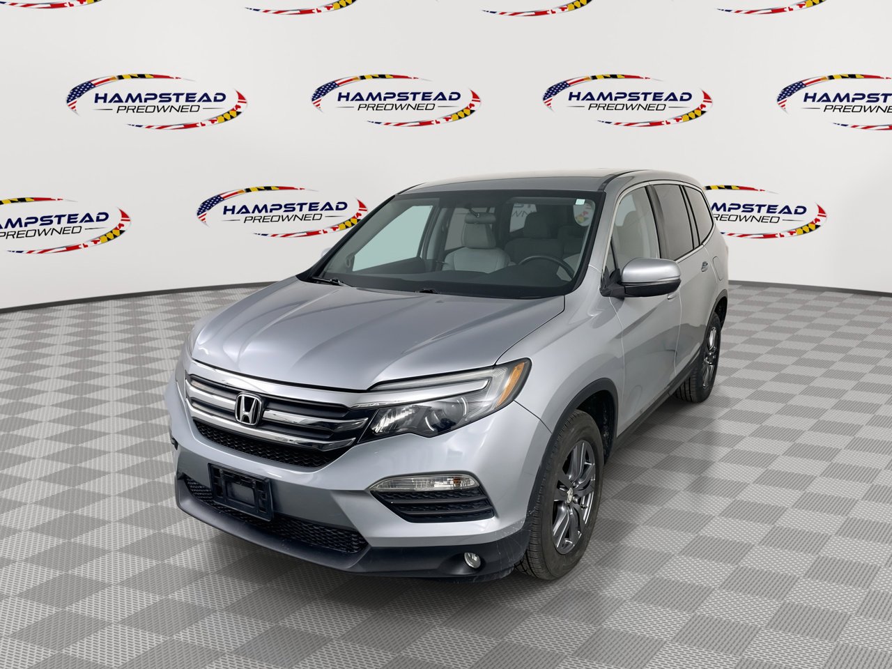 Used 2017 Honda Pilot EX image 1