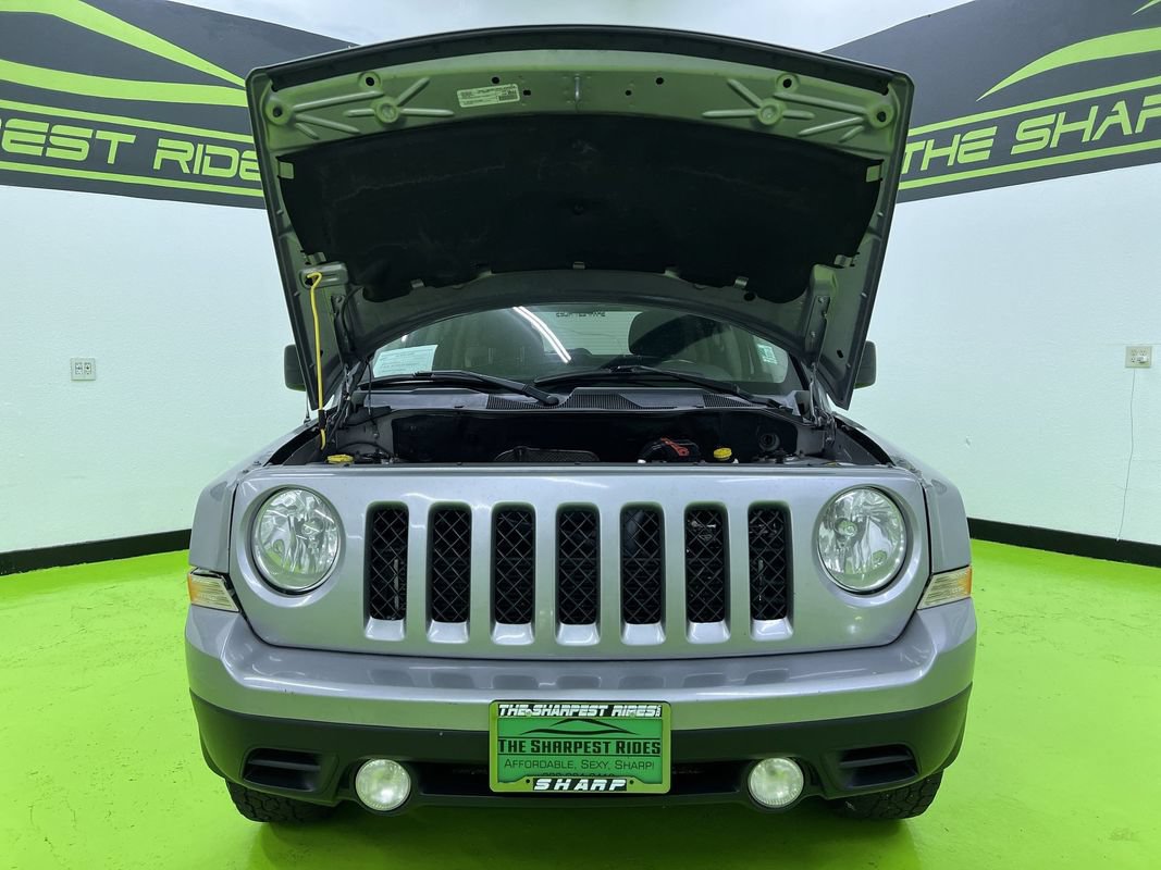 Used 2017 Jeep Patriot Latitude w/ Mopar Trailer Tow Group AWD/4WD image 4