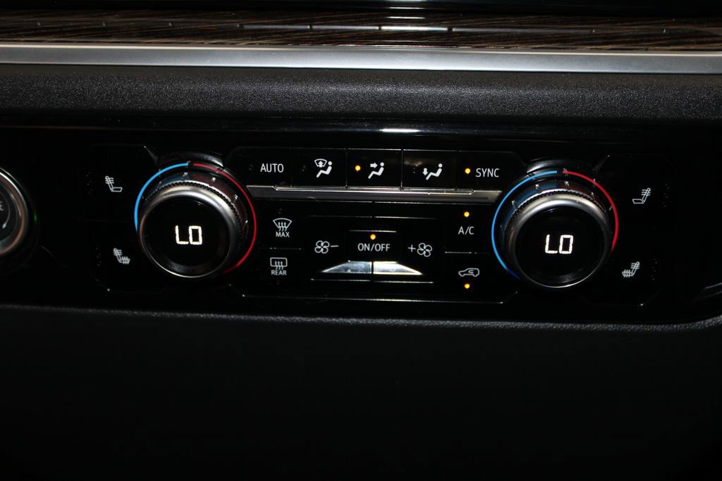 Used 2022 GMC Sierra 1500 SLE image 29