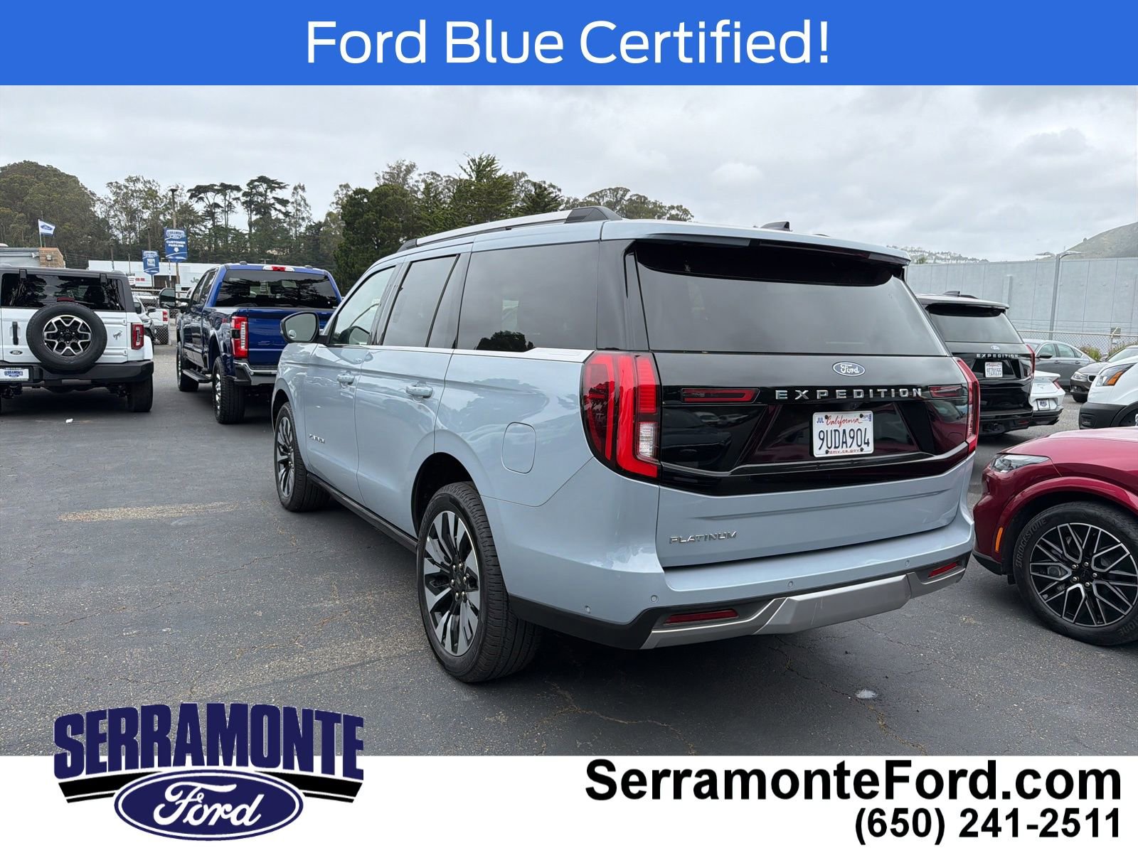 Certified 2025 Ford Expedition Platinum w/ Driver's Package AWD/4WD image 4