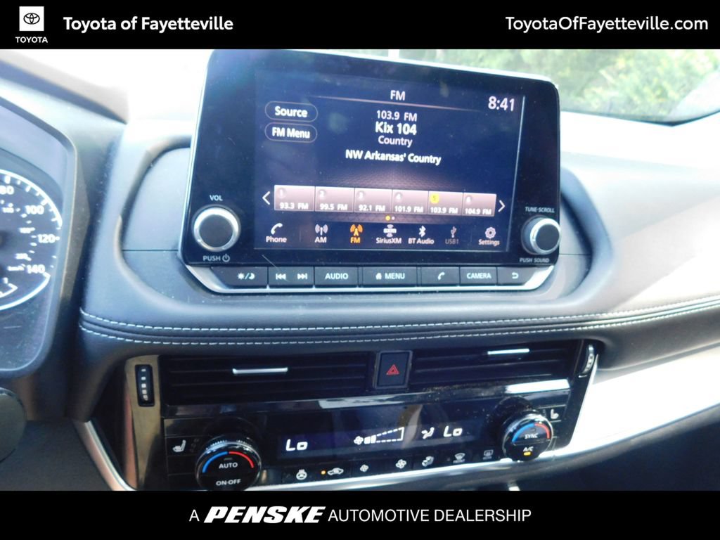 Used 2023 Nissan Rogue SV w/ SV Premium Package AWD/4WD image 10