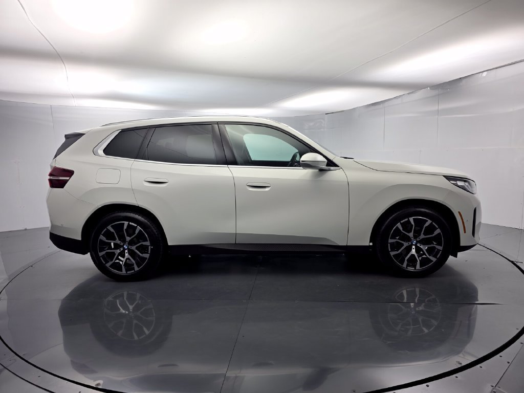 Used 2026 BMW X3 xDrive30i w/ Convenience Package AWD/4WD image 3