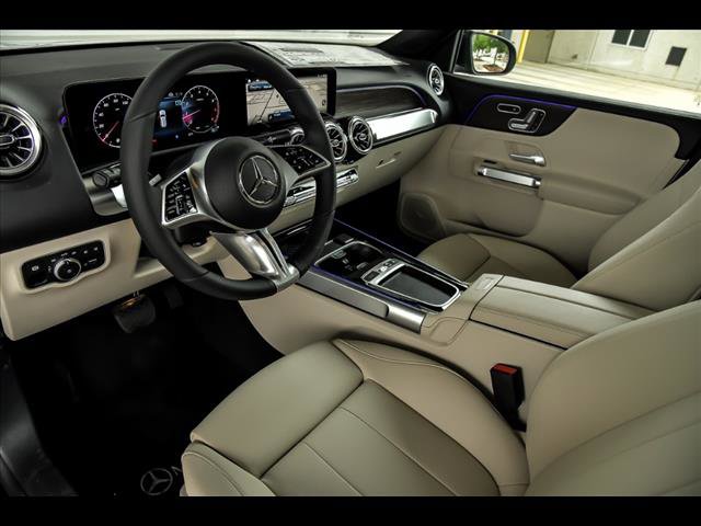 New 2025 Mercedes-Benz GLB 250 4MATIC image 9