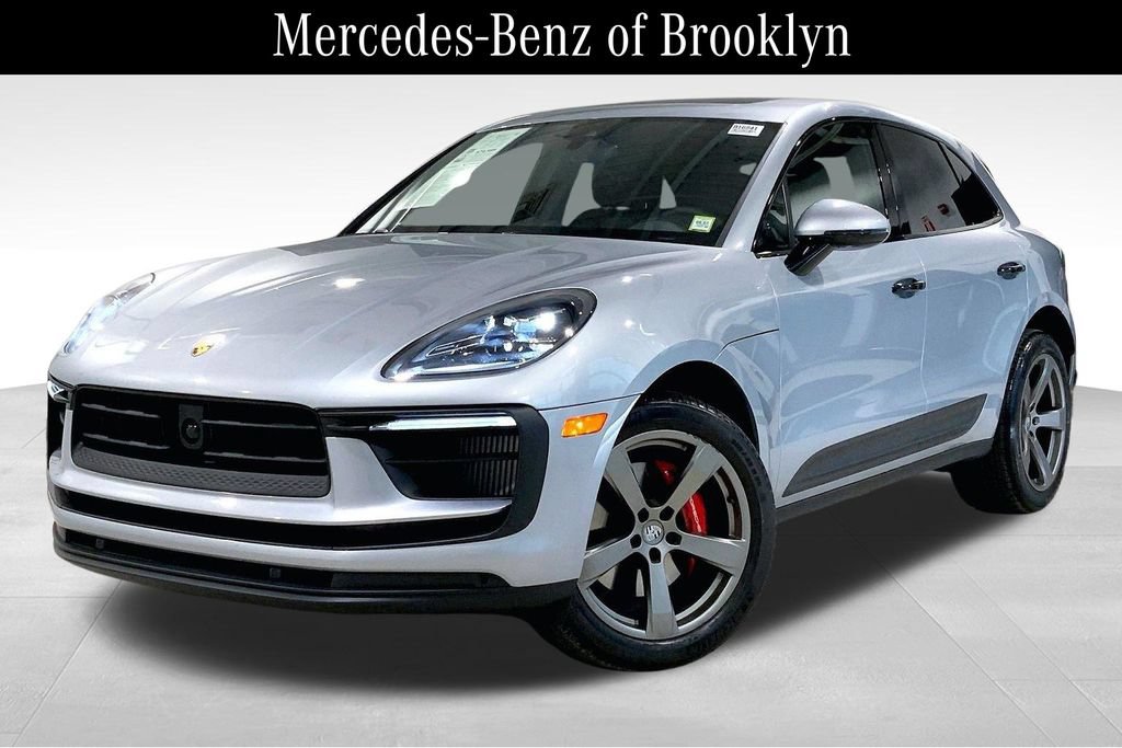 Used 2025 Porsche Macan S AWD/4WD image 2