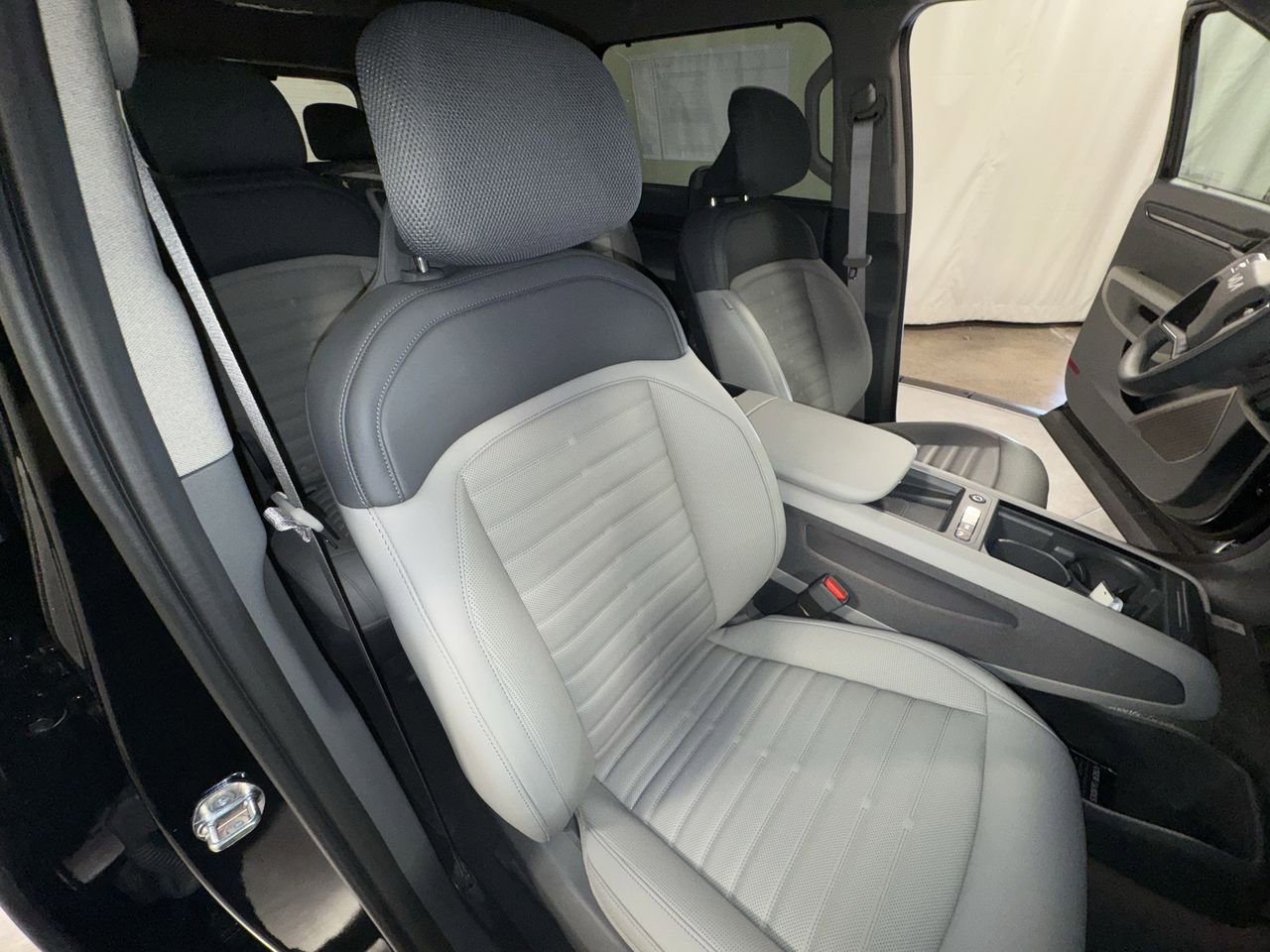 New 2026 Kia EV9 Land image 31