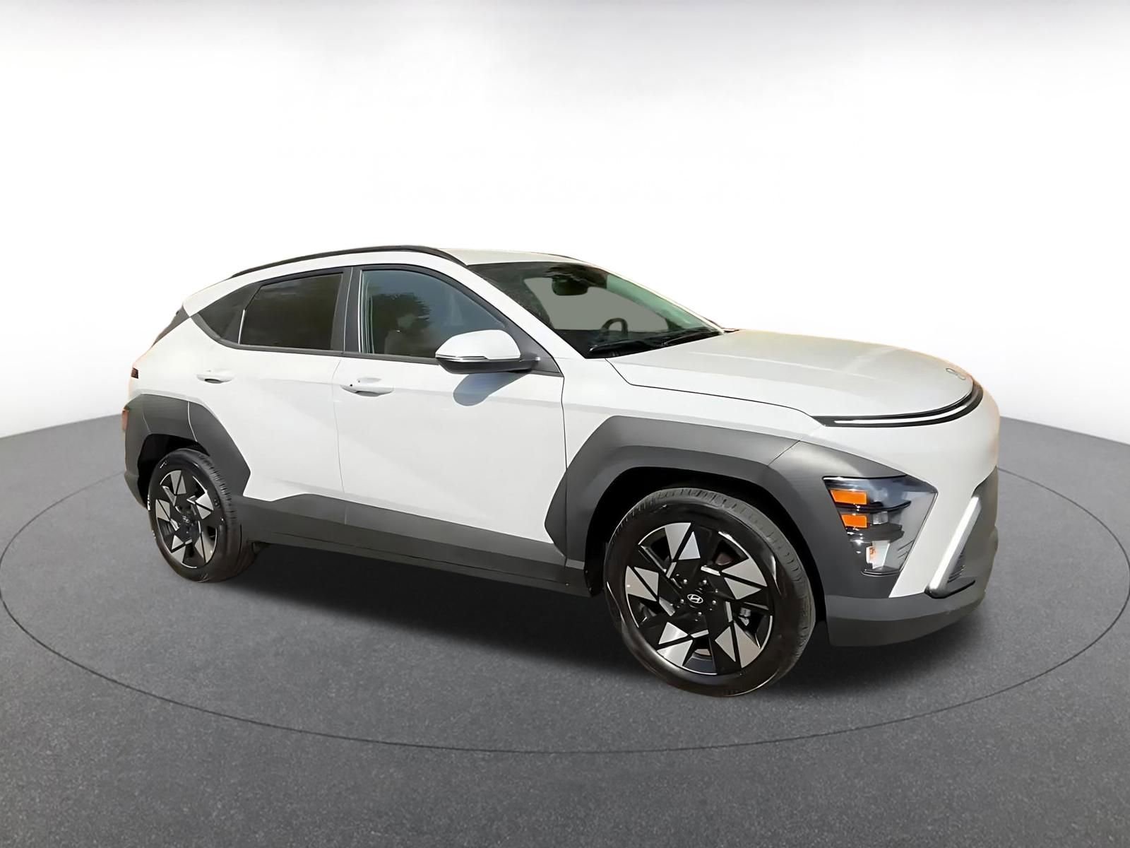 Used 2025 Hyundai Kona SEL video 2