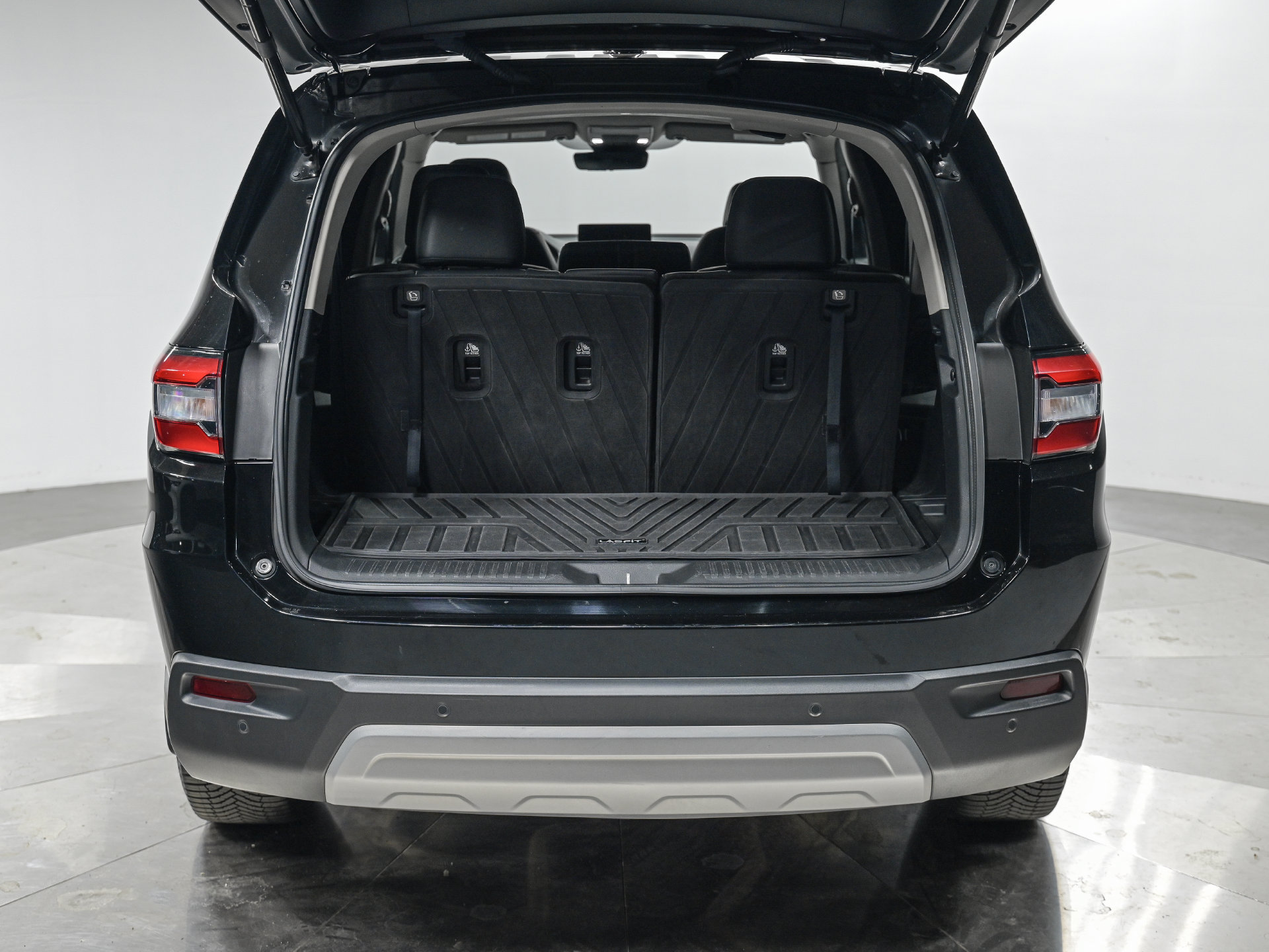 Used 2025 Honda Pilot EX-L image 6