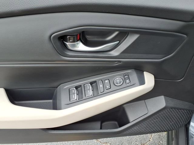 Certified 2025 Honda Accord SE image 12