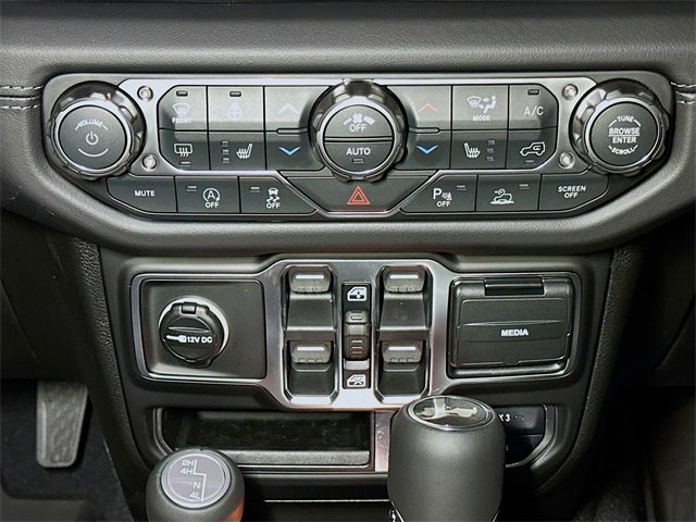 New 2026 Jeep Wrangler Sahara image 10