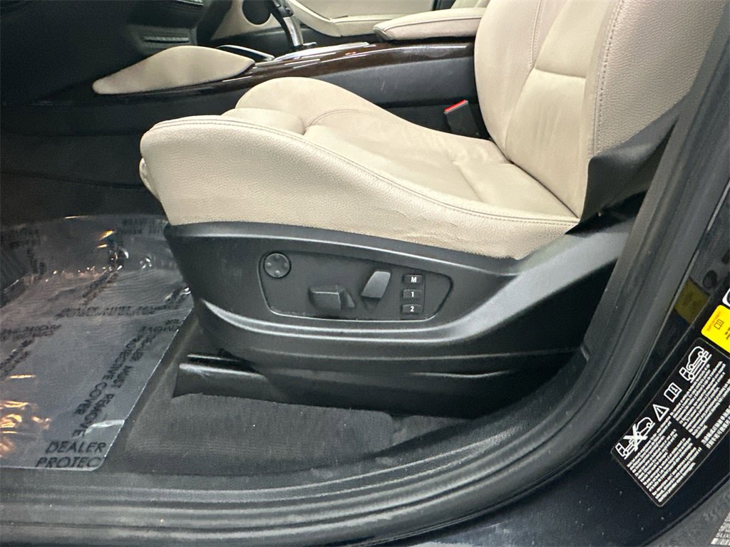 Used 2014 BMW X6 xDrive50i image 10