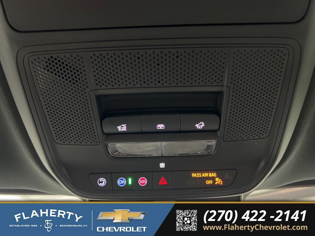 Used 2026 Chevrolet Traverse Z71 w/ Driver Confidence Package image 35