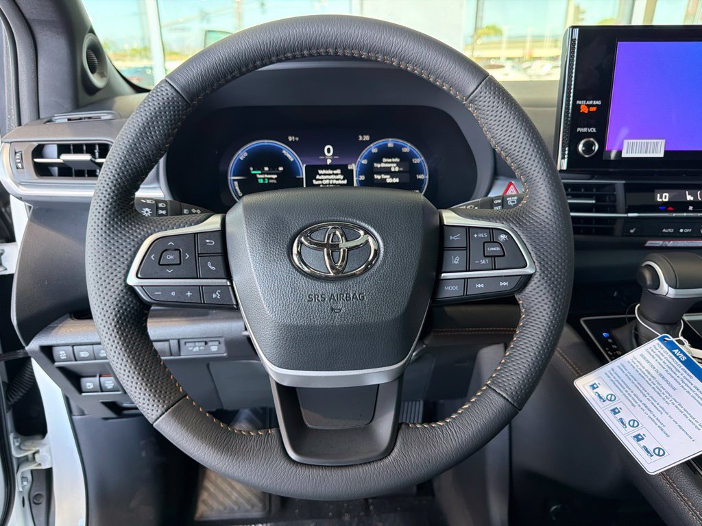 New 2026 Toyota Sienna XLE Woodland Edition AWD/4WD image 20