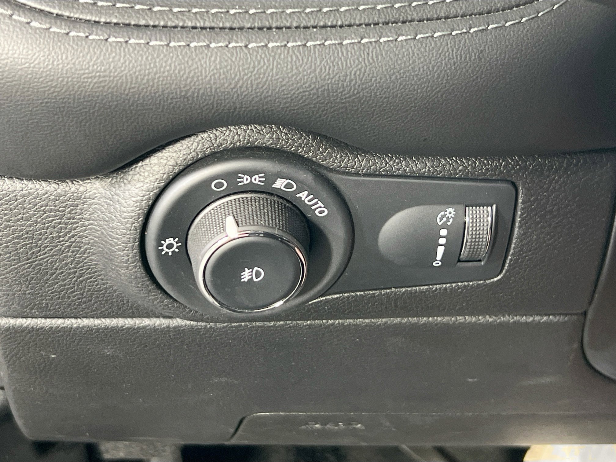 Used 2022 Dodge Durango GT image 10