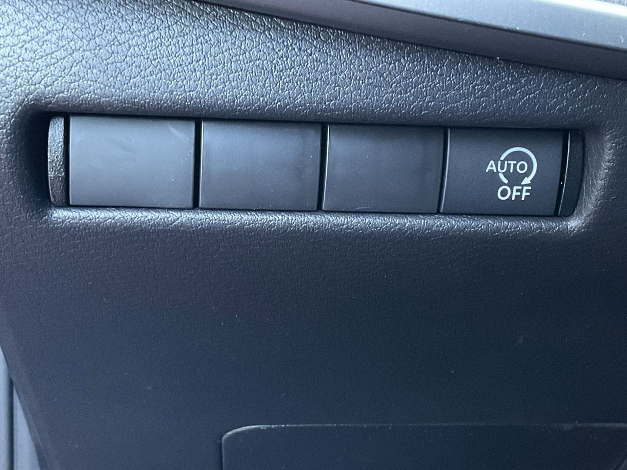 New 2026 Nissan Kicks S FWD image 25