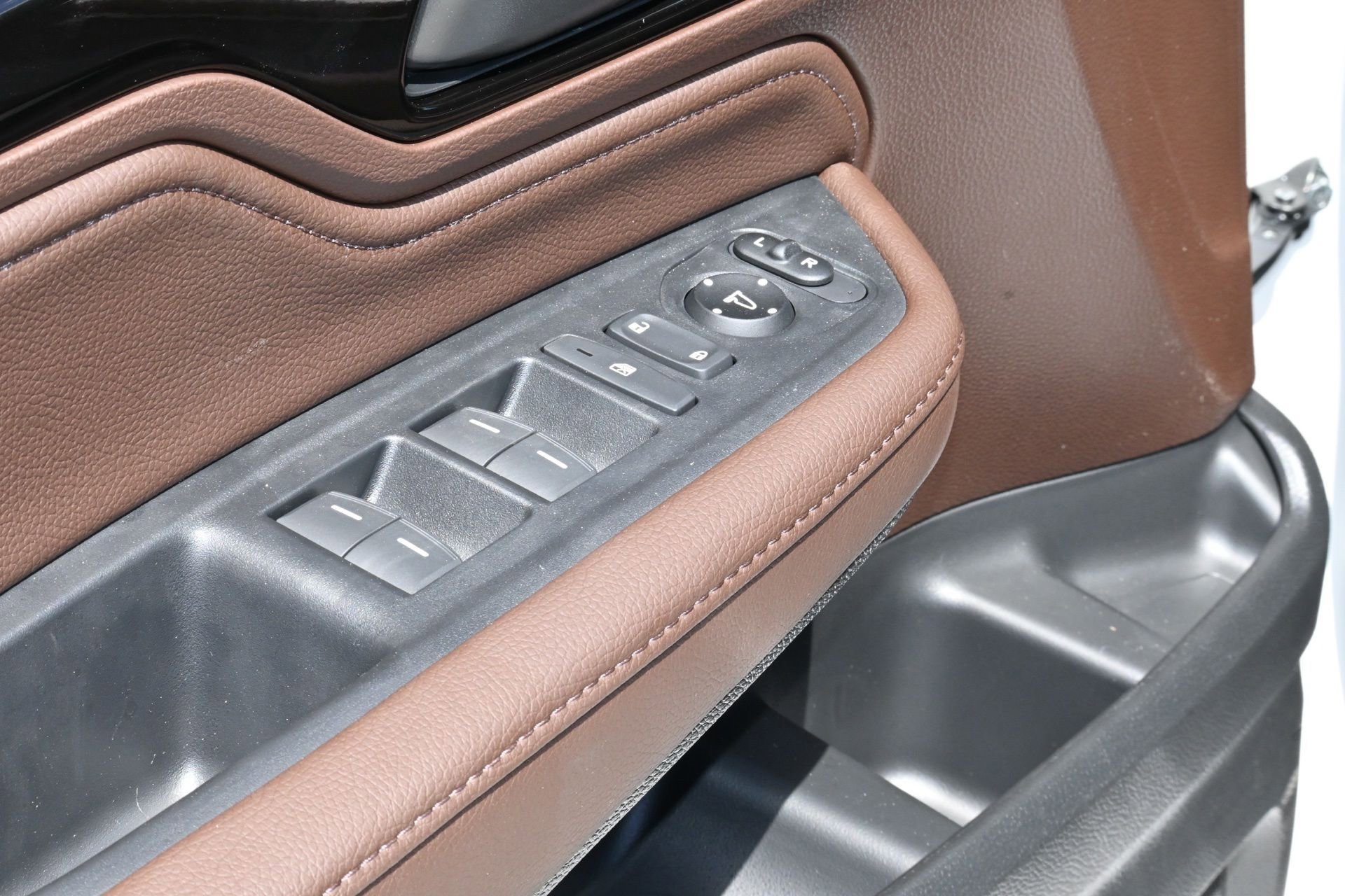 New 2025 Honda Odyssey Touring image 15