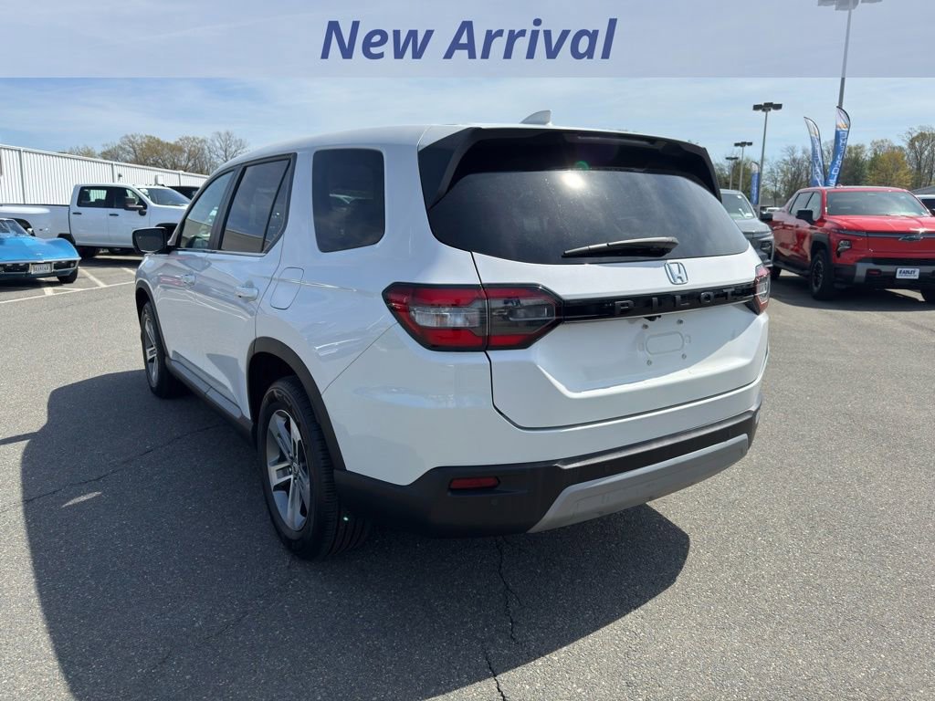 Used 2024 Honda Pilot EX-L image 4