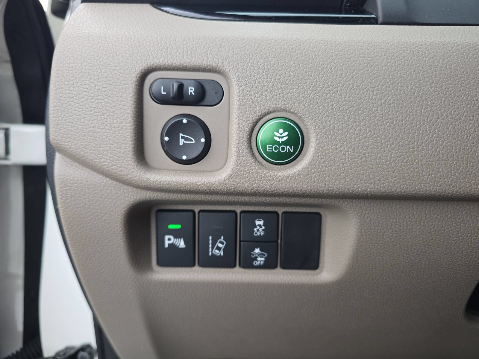 Used 2018 Honda Pilot Elite image 22